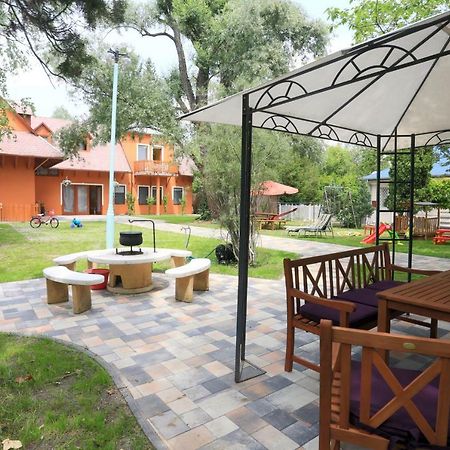Holiday House שיופוק מראה חיצוני תמונה