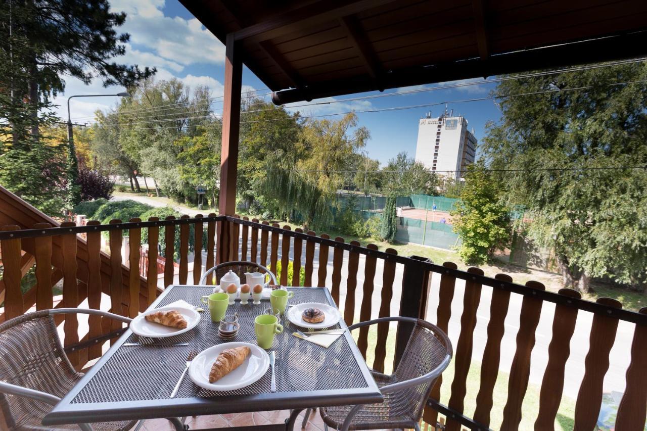 Holiday House שיופוק מראה חיצוני תמונה
